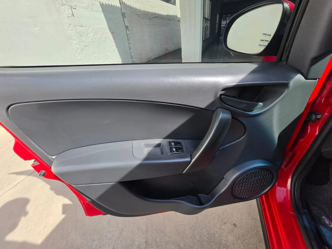 Grand Siena ATTRACTIVE 1.0 Flex 8V 4p 2018 - Imagem 14