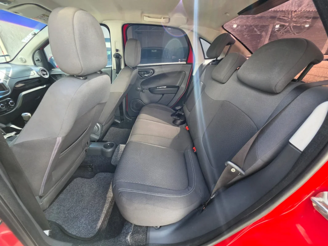Grand Siena ATTRACTIVE 1.0 Flex 8V 4p 2018 - Imagem 8