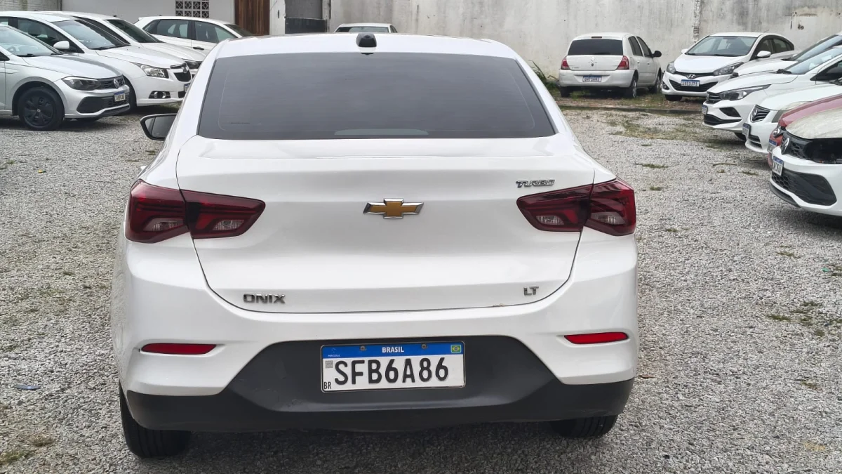 ONIX SEDAN Plus LT 1.0 12V TB Flex Aut. 2023 - Imagem 8