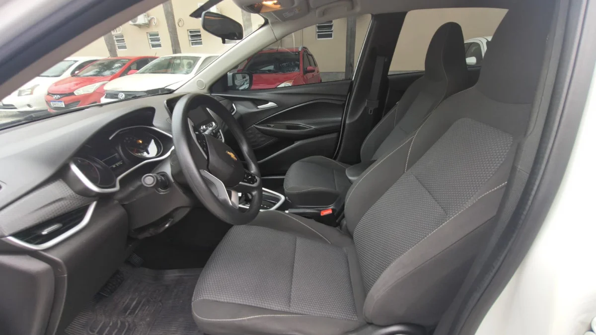 ONIX SEDAN Plus LT 1.0 12V TB Flex Aut. 2023 - Imagem 11