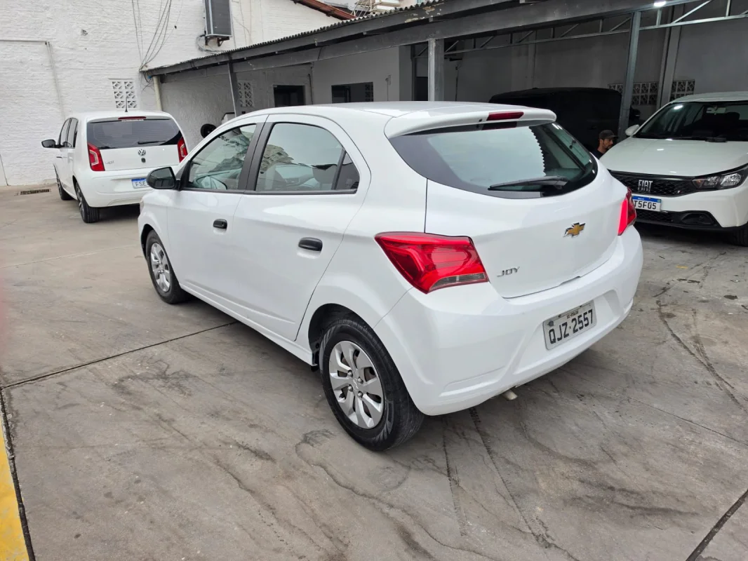 ONIX HATCH Joy 1.0 8V Flex 5p Mecânico 2020 - Imagem 3