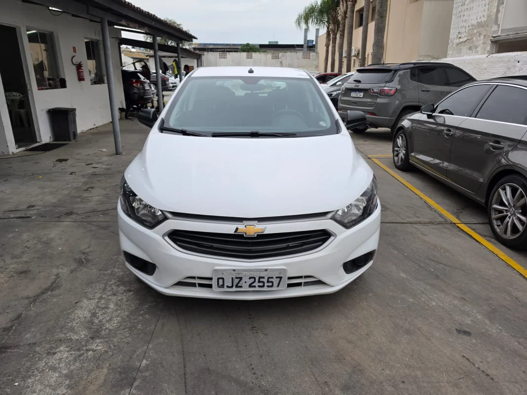 ONIX HATCH Joy 1.0 8V Flex 5p Mecânico 2020 - Imagem 2