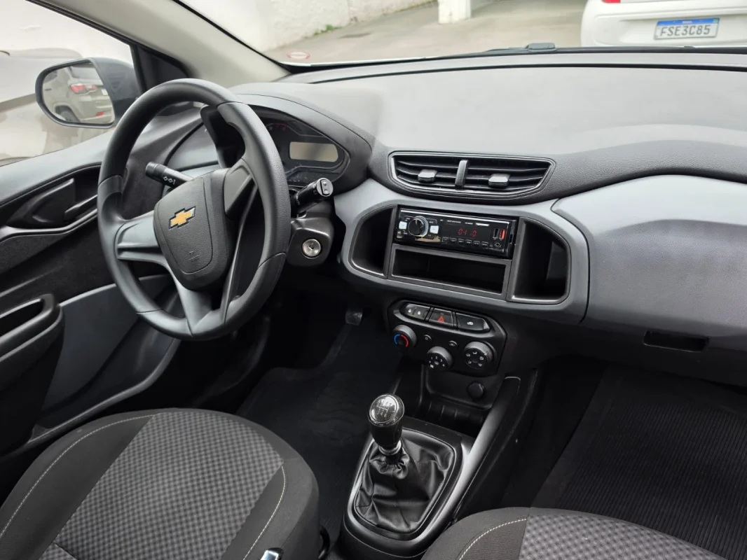 ONIX HATCH Joy 1.0 8V Flex 5p Mecânico 2020 - Imagem 11