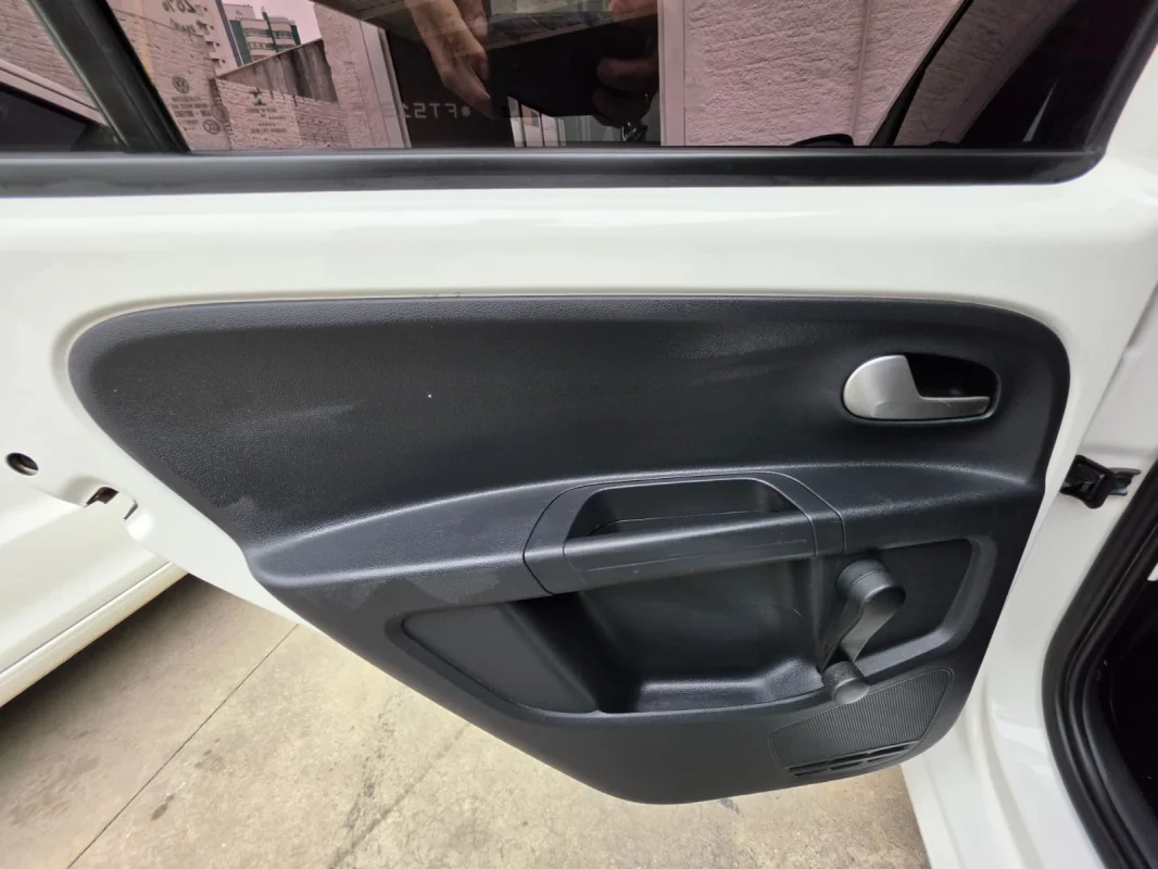 up! high I MOTION 1.0 T. Flex 12V 5p 2015 - Imagem 14