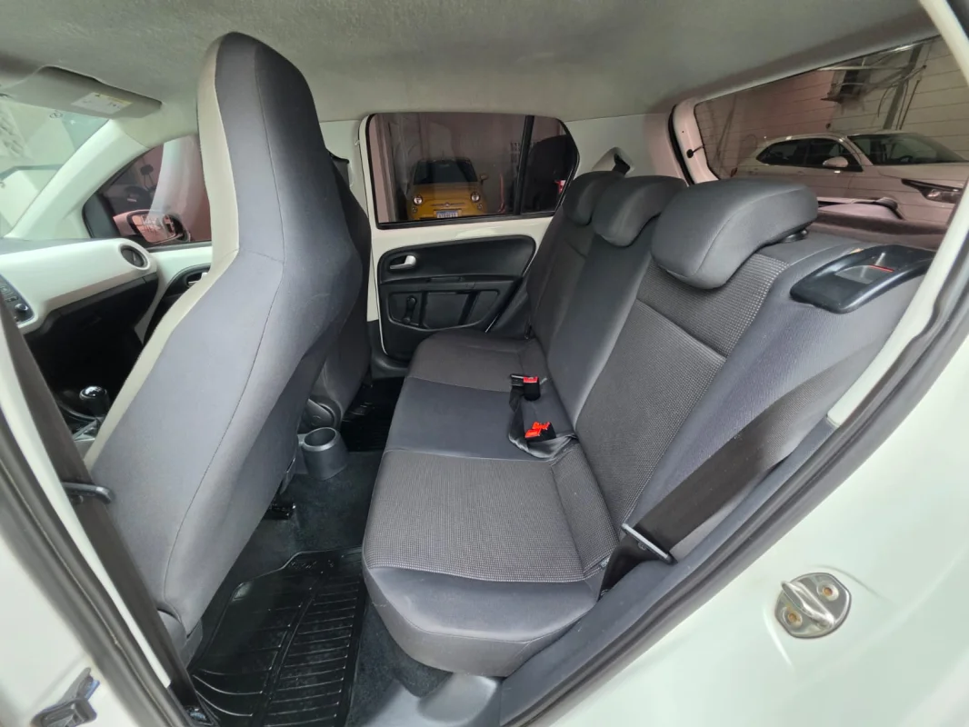 up! high I MOTION 1.0 T. Flex 12V 5p 2015 - Imagem 8