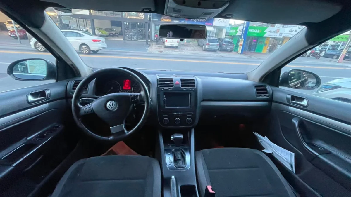 Jetta 2.5 Tiptronic Completo 2009 - Imagem 7