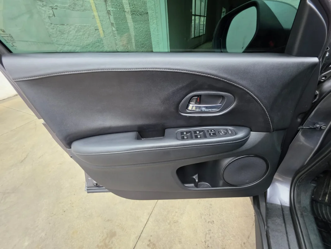 HR-V LX 1.8 Flexone 16V 5p Automática 2016 - Imagem 13