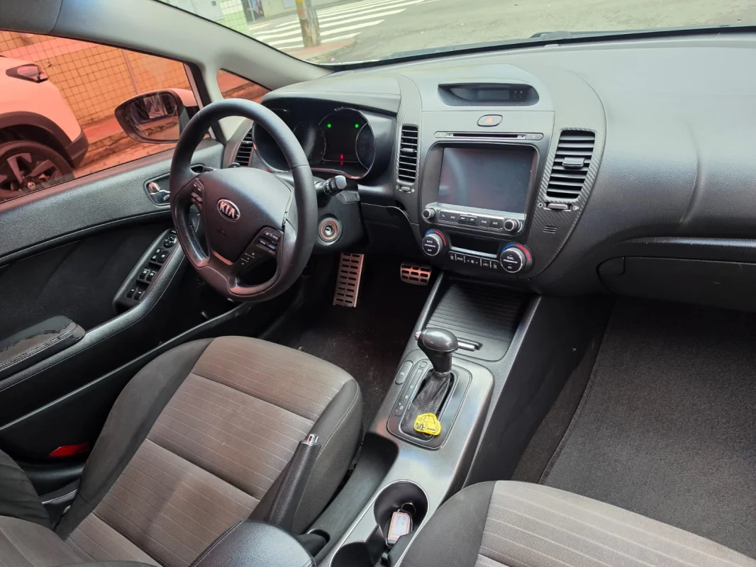 Cerato 1.6 Completo AUTOMÁTICO 2014 - Imagem 10