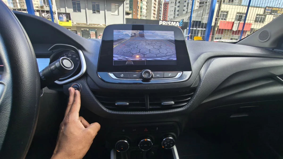 Onix Hatch LT2 1.0 Completo 2024 - Imagem 8
