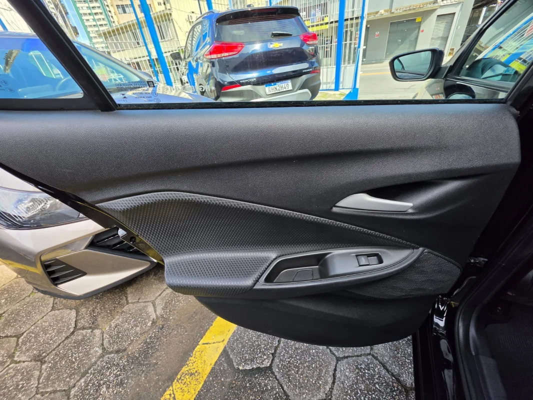 Onix Hatch LT2 1.0 Completo 2024 - Imagem 16