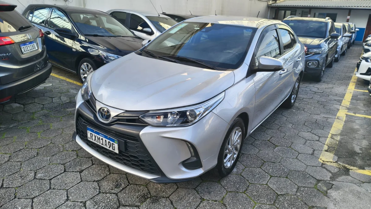YARIS XS Sedan 1.5 Flex 16V 4p Aut.2023 - Imagem 4