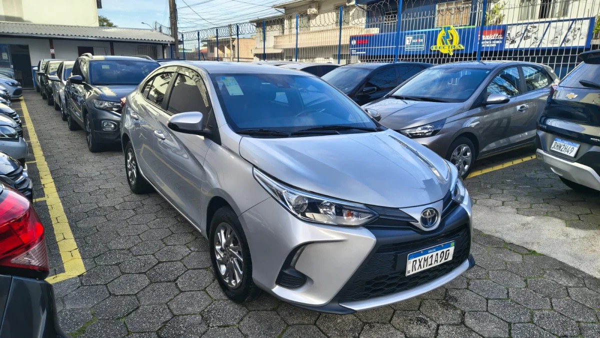 YARIS XS Sedan 1.5 Flex 16V 4p Aut.2023