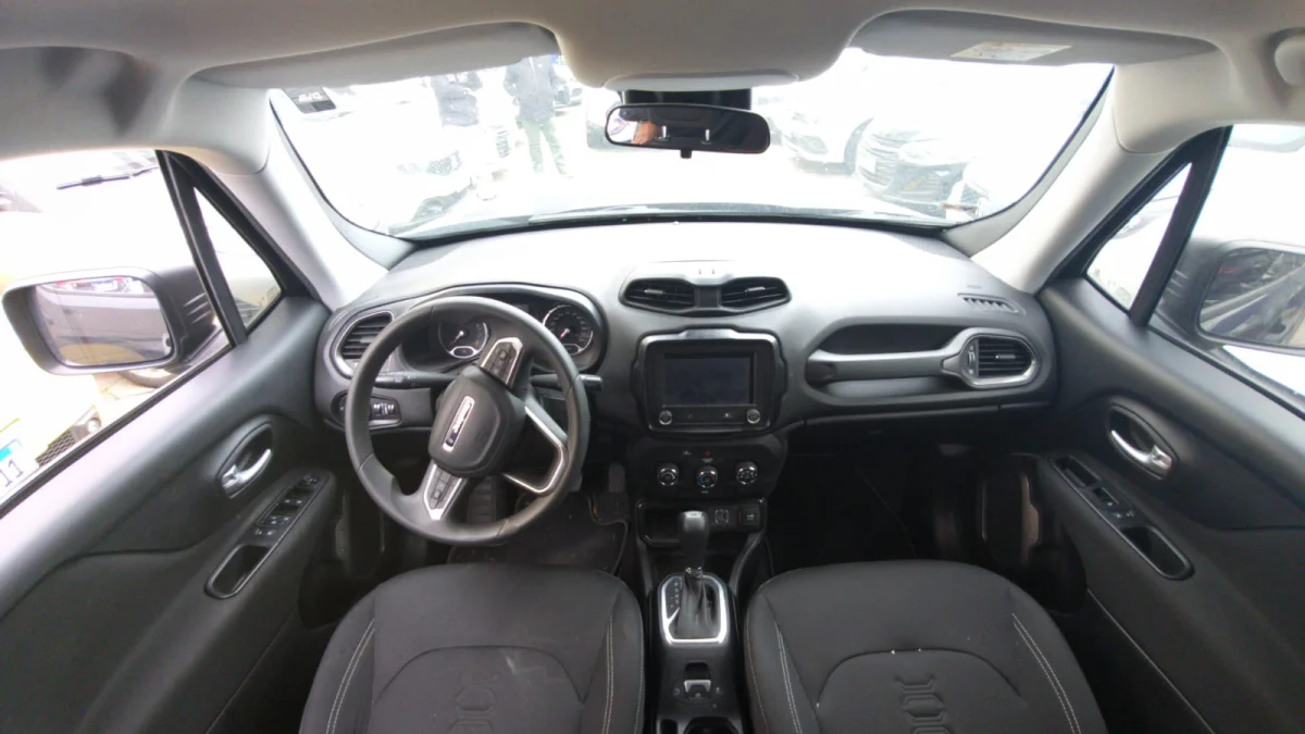 Renegade Sport T270 1.3 TB 4x2 Flex Aut. - Imagem 7