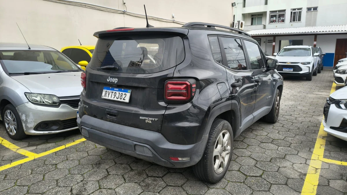 Renegade Sport T270 1.3 TB 4x2 Flex Aut. - Imagem 3