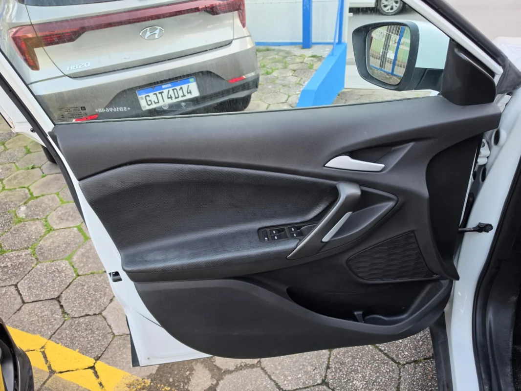 TRACKER LT 1.0 Turbo 12V Flex Aut.2025 - Imagem 12