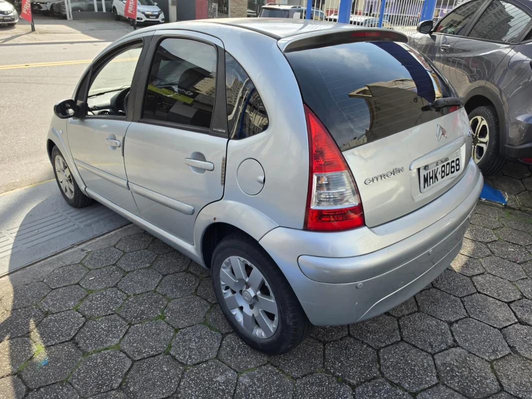 C3 Exclusive 1.6 Completo AUTOMÁTICO/TETO SOLAR 2011 - Imagem 12