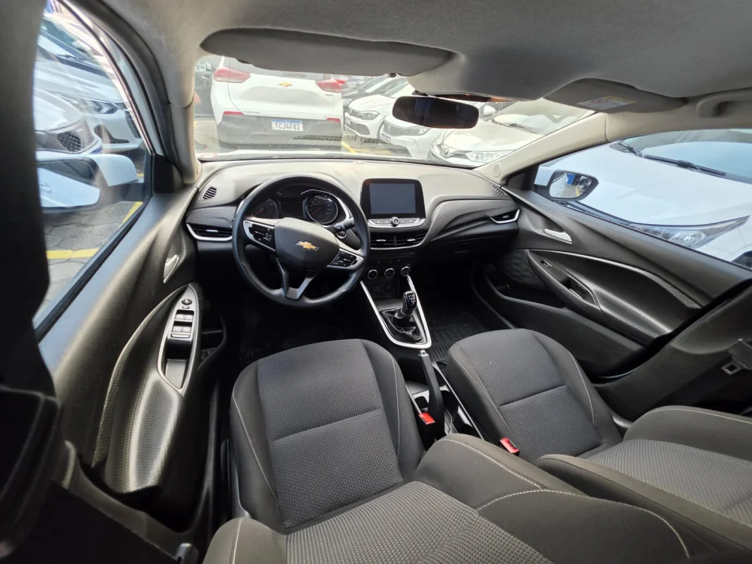 Onix Hatch LT 1.0 Completo 2022 - Imagem 2