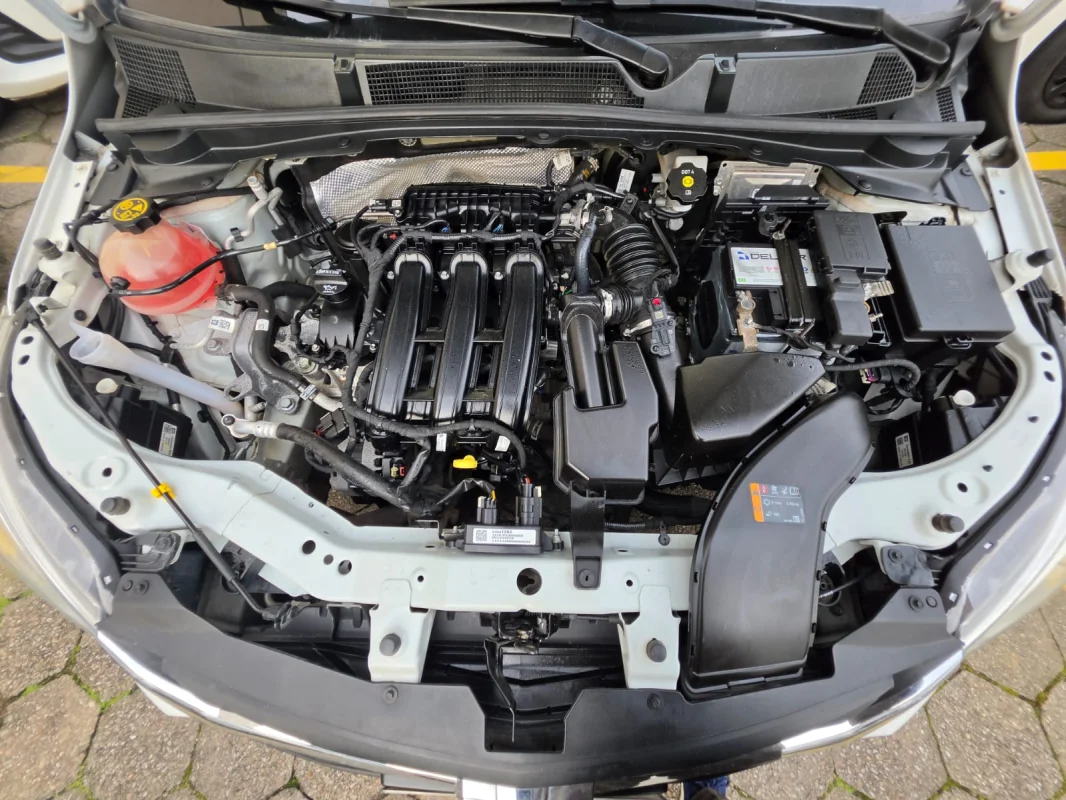 Onix Hatch LT 1.0 Completo 2022 - Imagem 11