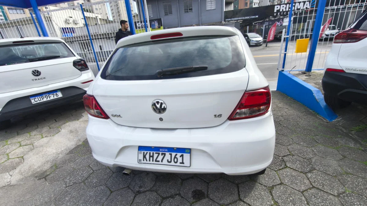 Gol 1.6 Completo Manual 2010 - Imagem 7