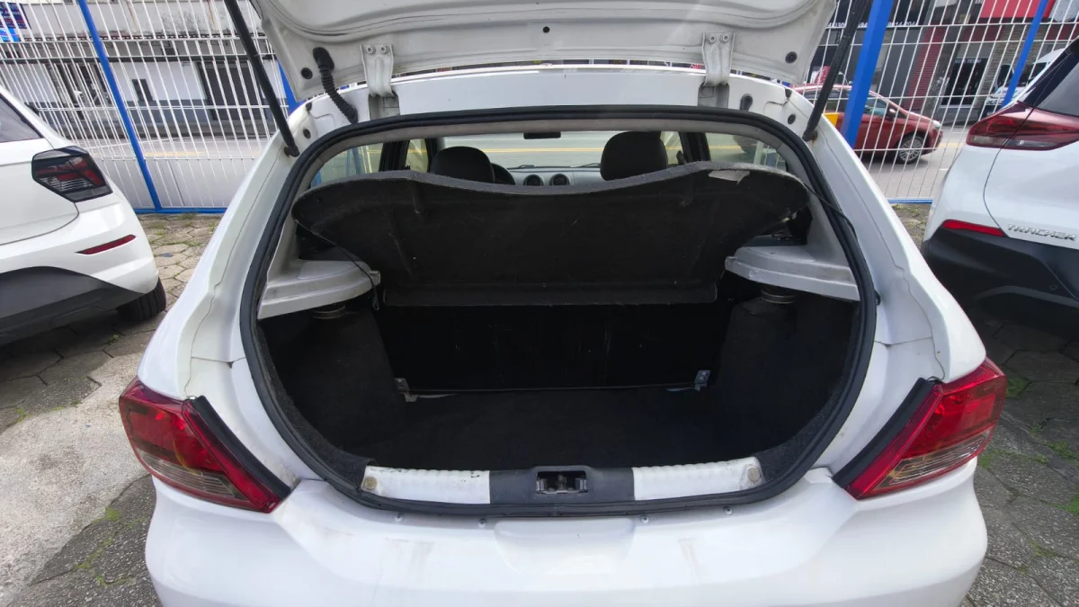Gol 1.6 Completo Manual 2010 - Imagem 8