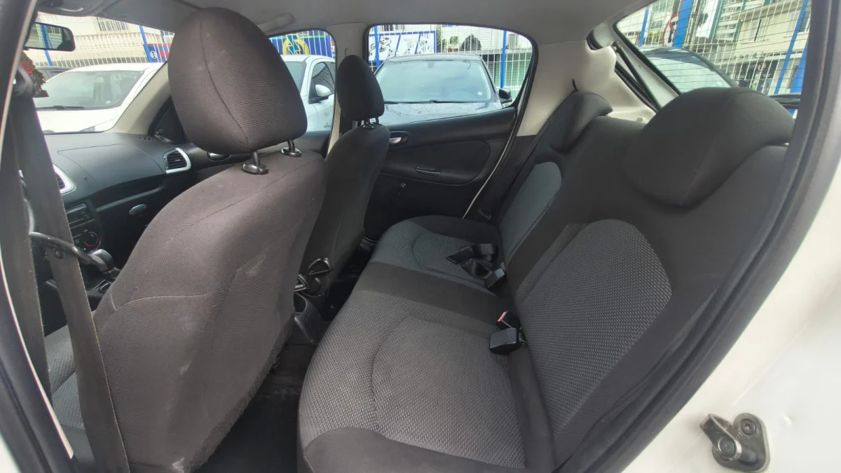  207HB XR 2013 - Imagem 8