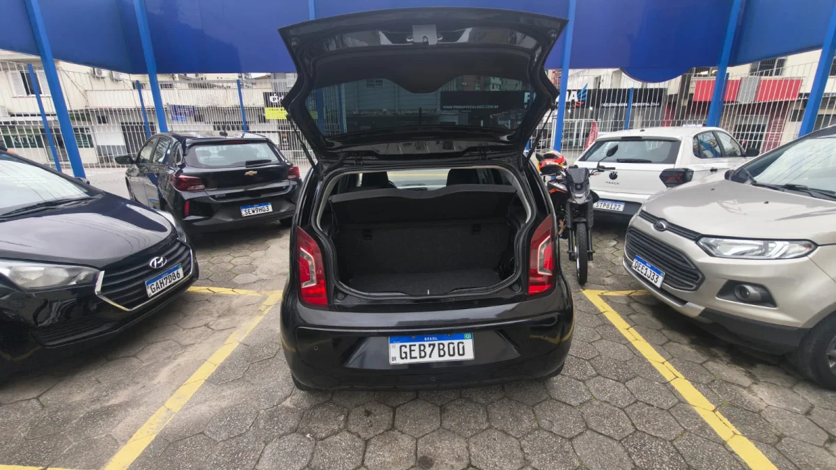 Up Move 1.0 TSI Completo Manual 2017 - Imagem 12