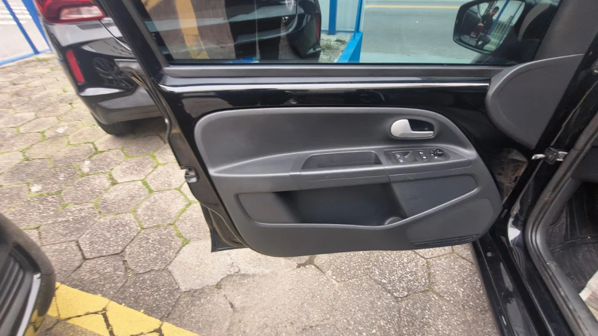 Up Move 1.0 TSI Completo Manual 2017 - Imagem 14