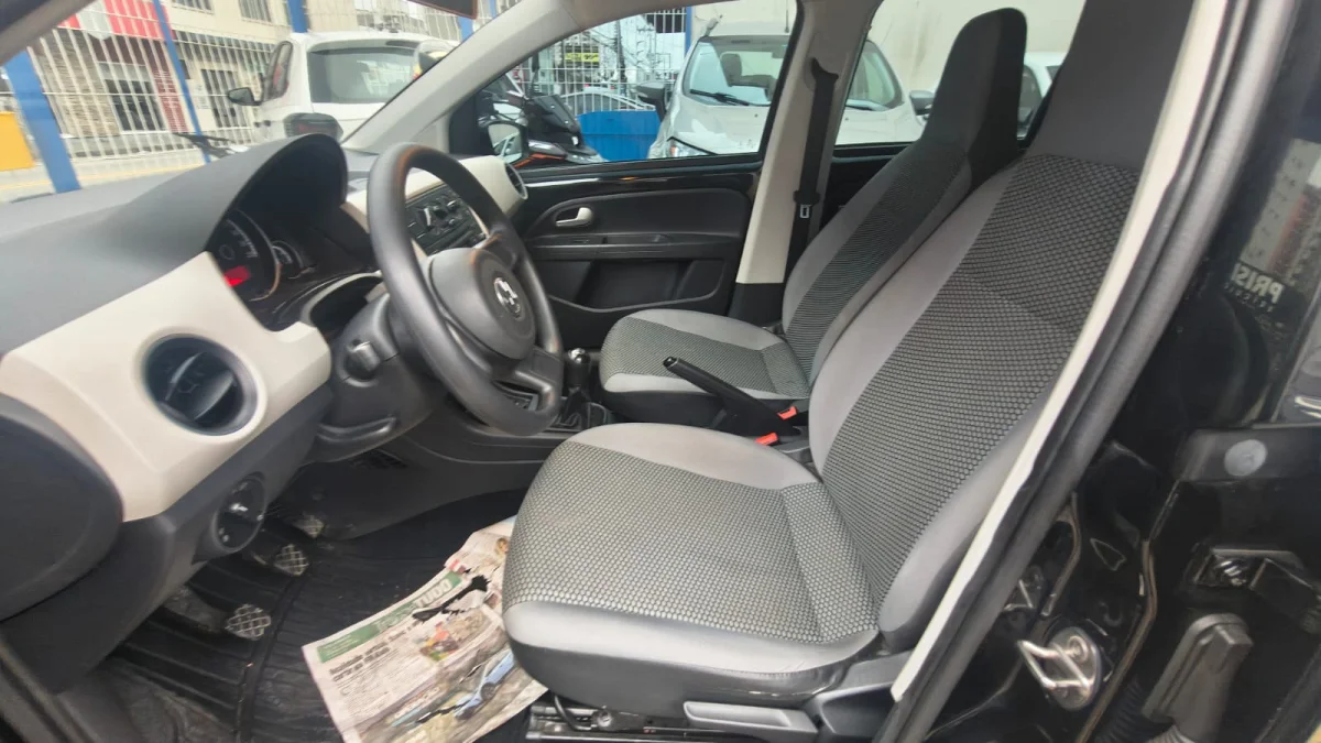 Up Move 1.0 TSI Completo Manual 2017 - Imagem 9
