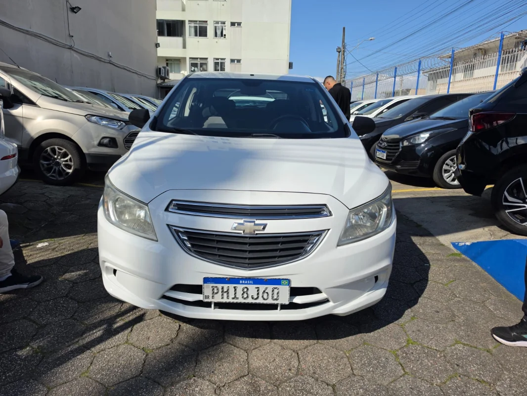 Onix LT 1.0 Completo Manual 2016 - Imagem 2