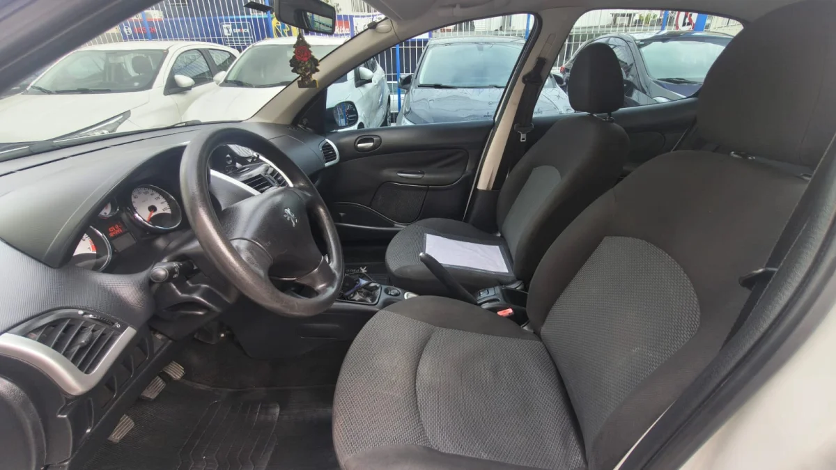 207 HB XR 2013 - Imagem 5