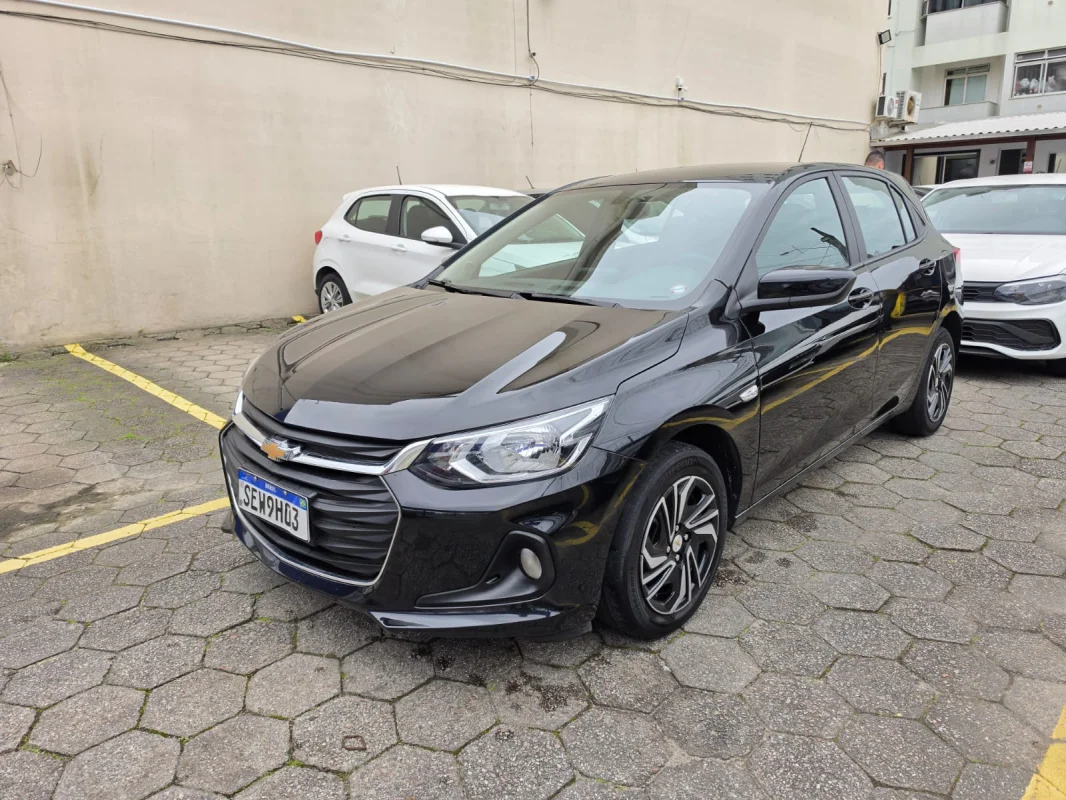 Onix Hatch 1.0 LT Completo 2024 - Imagem 2