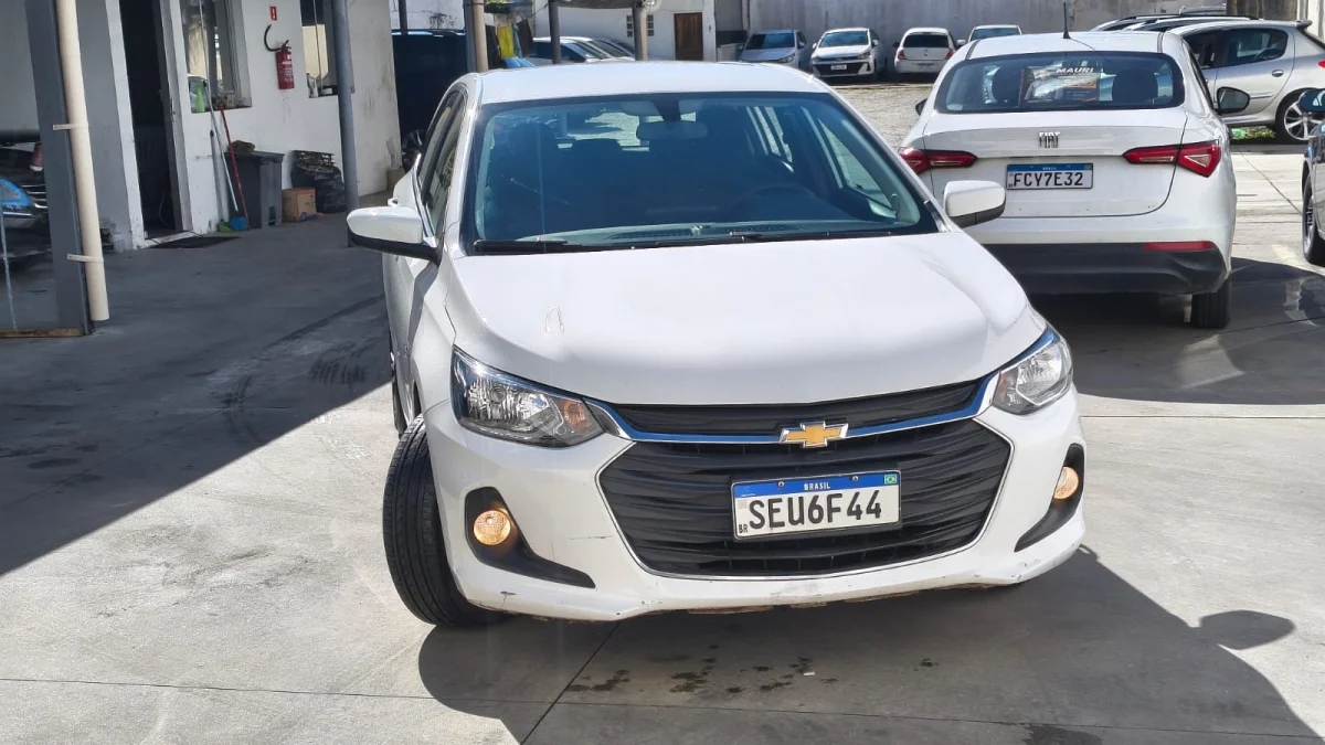 Onix Hatch LT2 1.0 Completo 2024 - Imagem 2