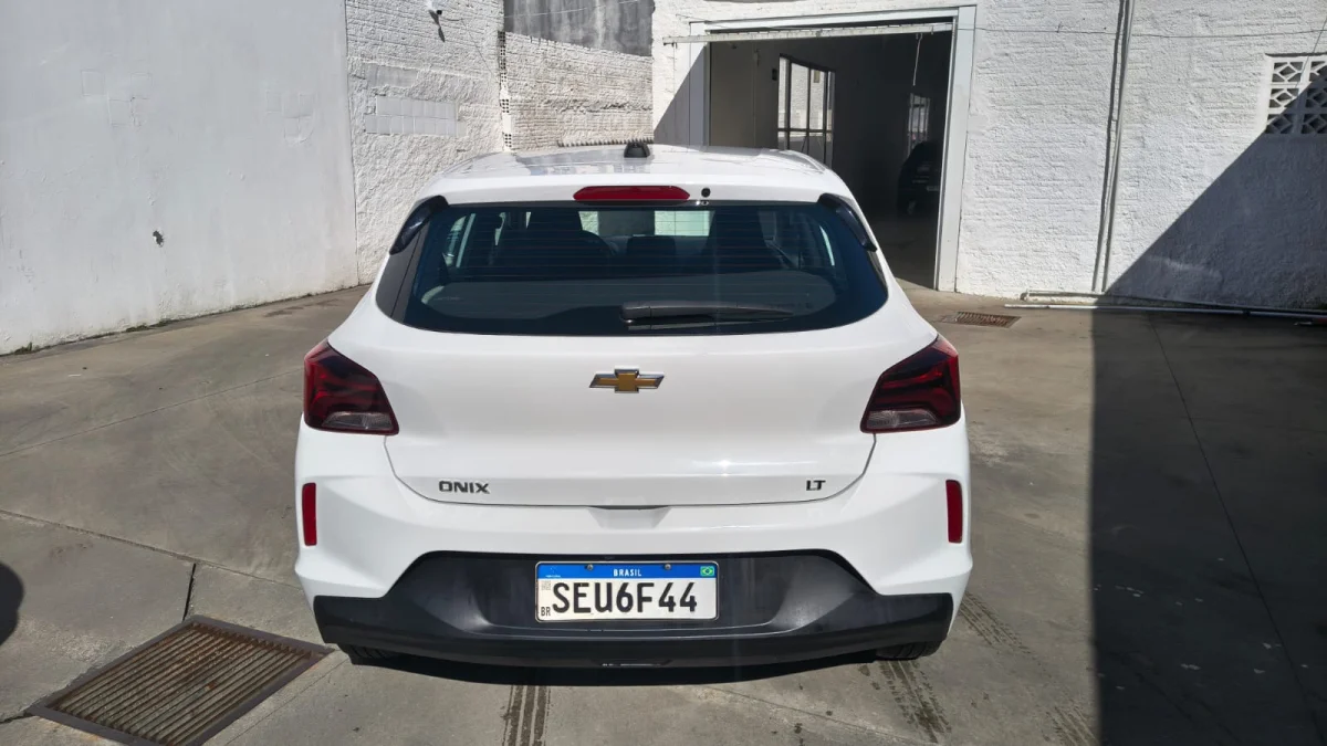 Onix Hatch LT2 1.0 Completo 2024 - Imagem 8
