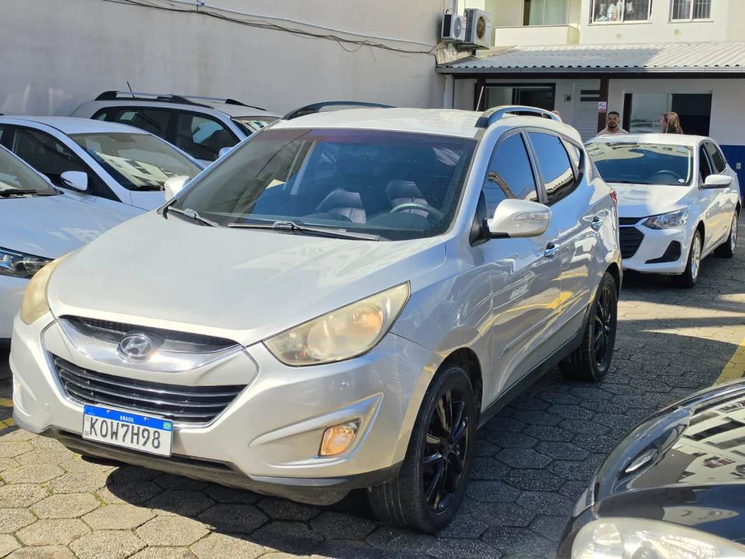 ix35 GLS 2.0 16V 2WD Flex Automática 2012 - Imagem 3