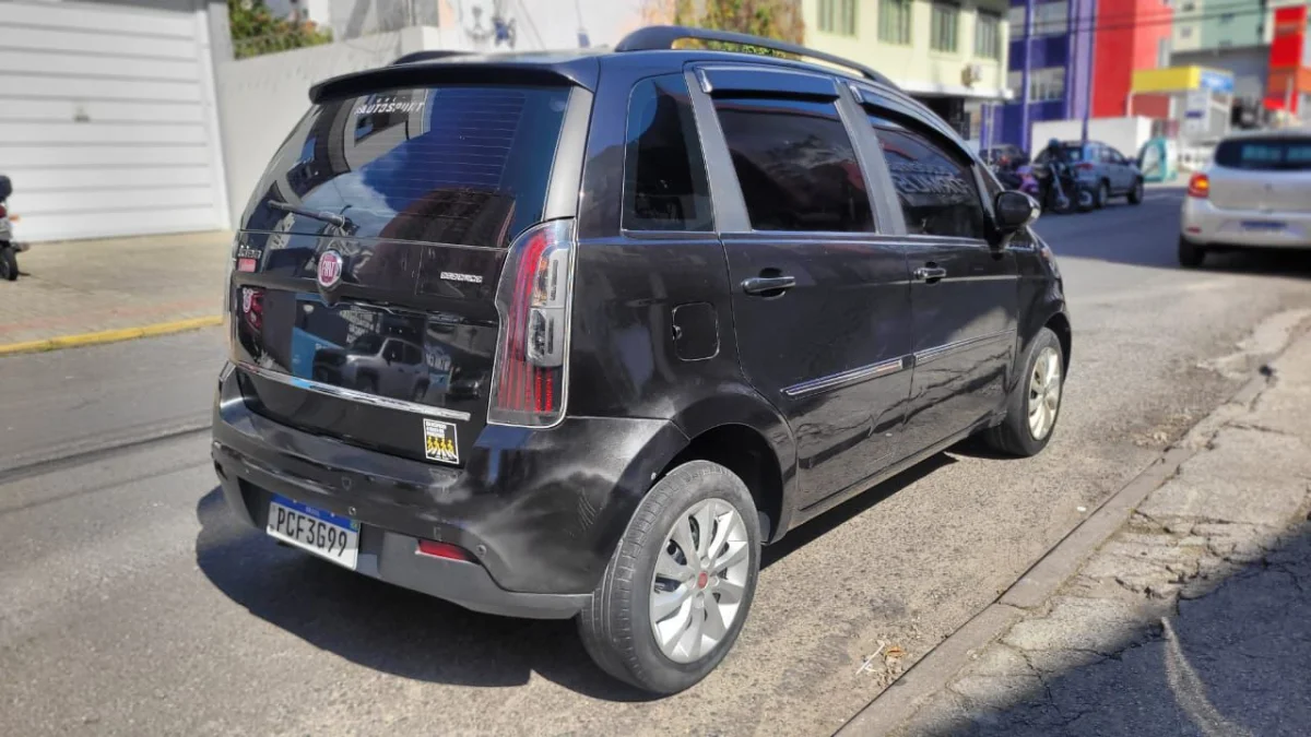 Idea Essence 1.6 Completo Manual GNV 2016 - Imagem 5