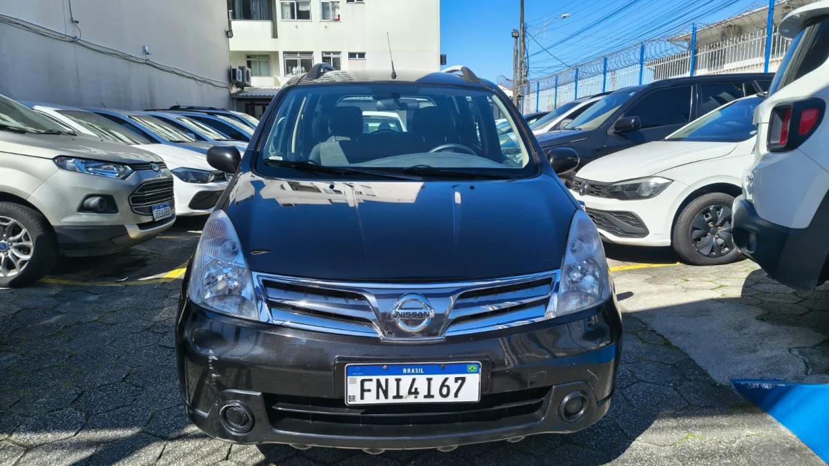 Livina S 1.8 Completo AUTOMÁTICO 2014 - Imagem 2