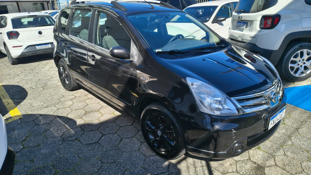 Livina S 1.8 Completo AUTOMÁTICO 2014