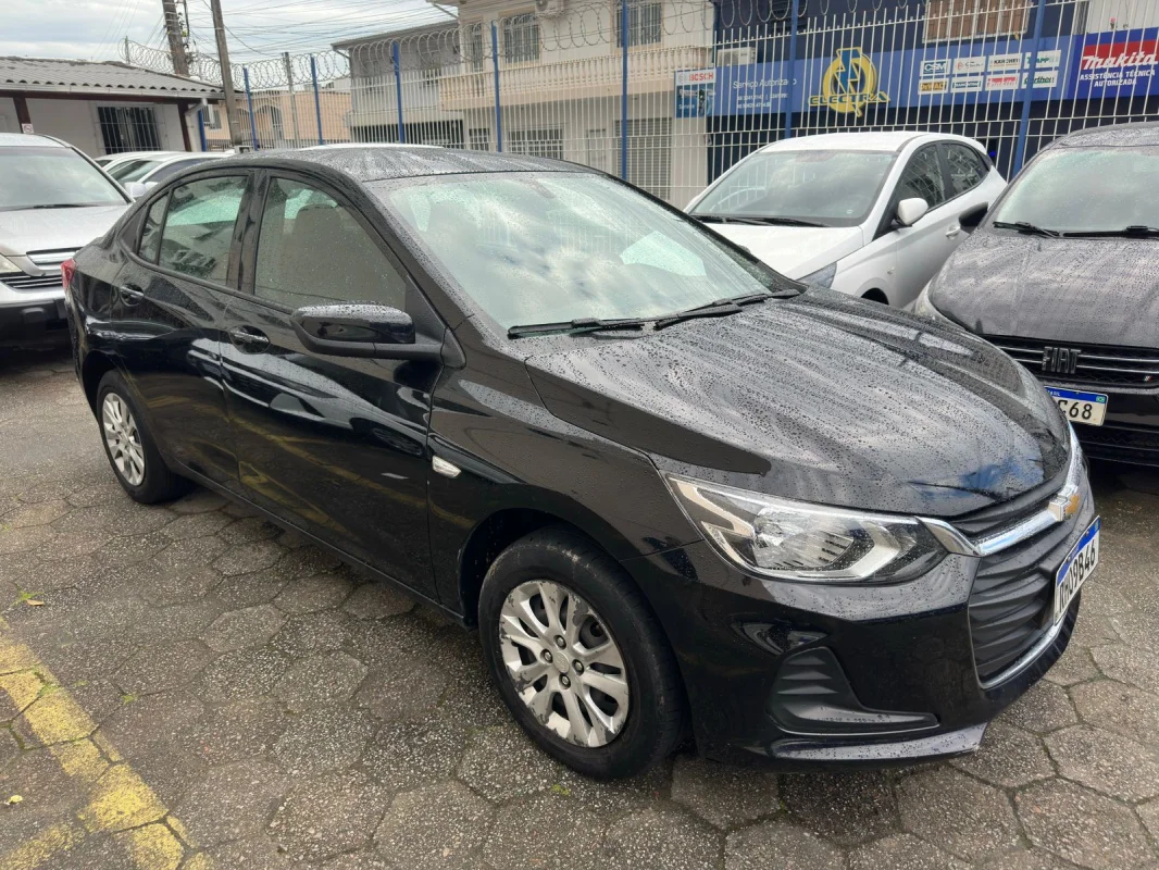 ONIX SEDAN Plus LT 1.0 12V Flex 2022