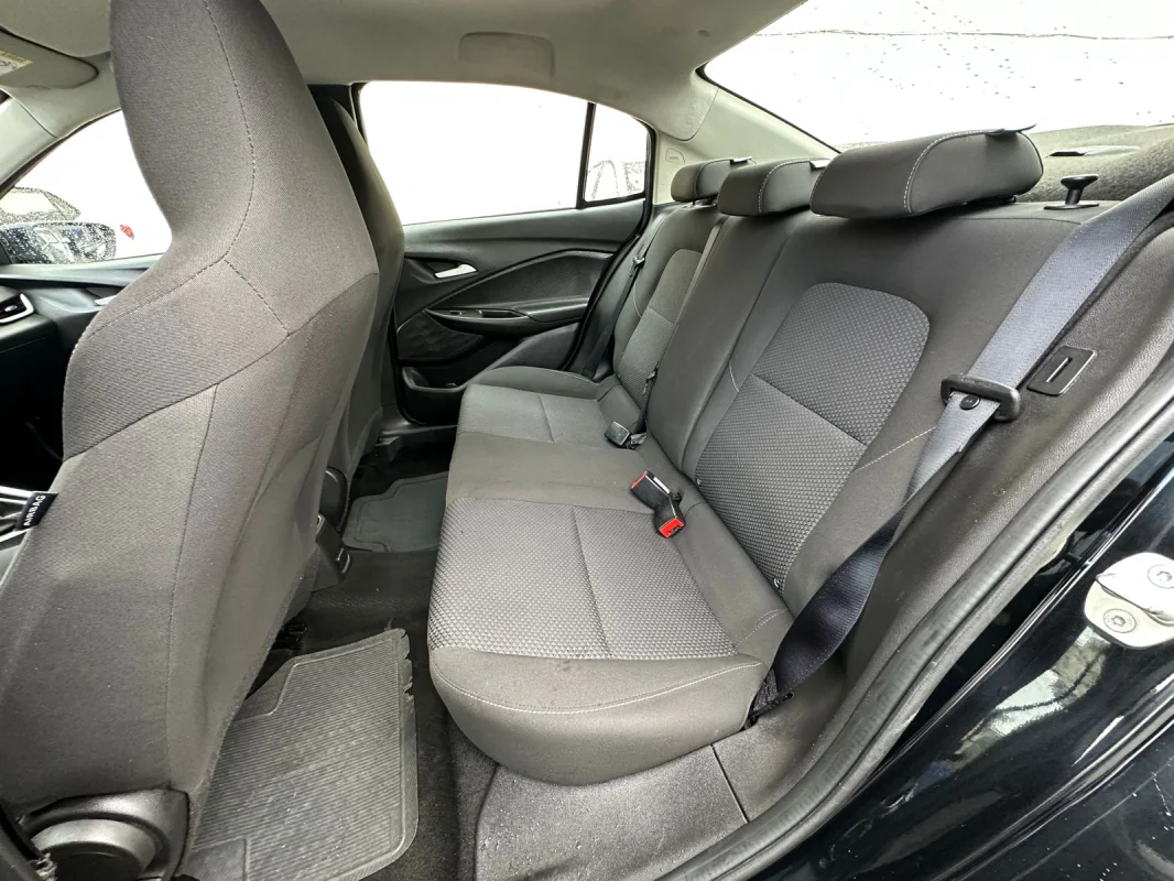 ONIX SEDAN Plus LT 1.0 12V Flex 2022 - Imagem 10