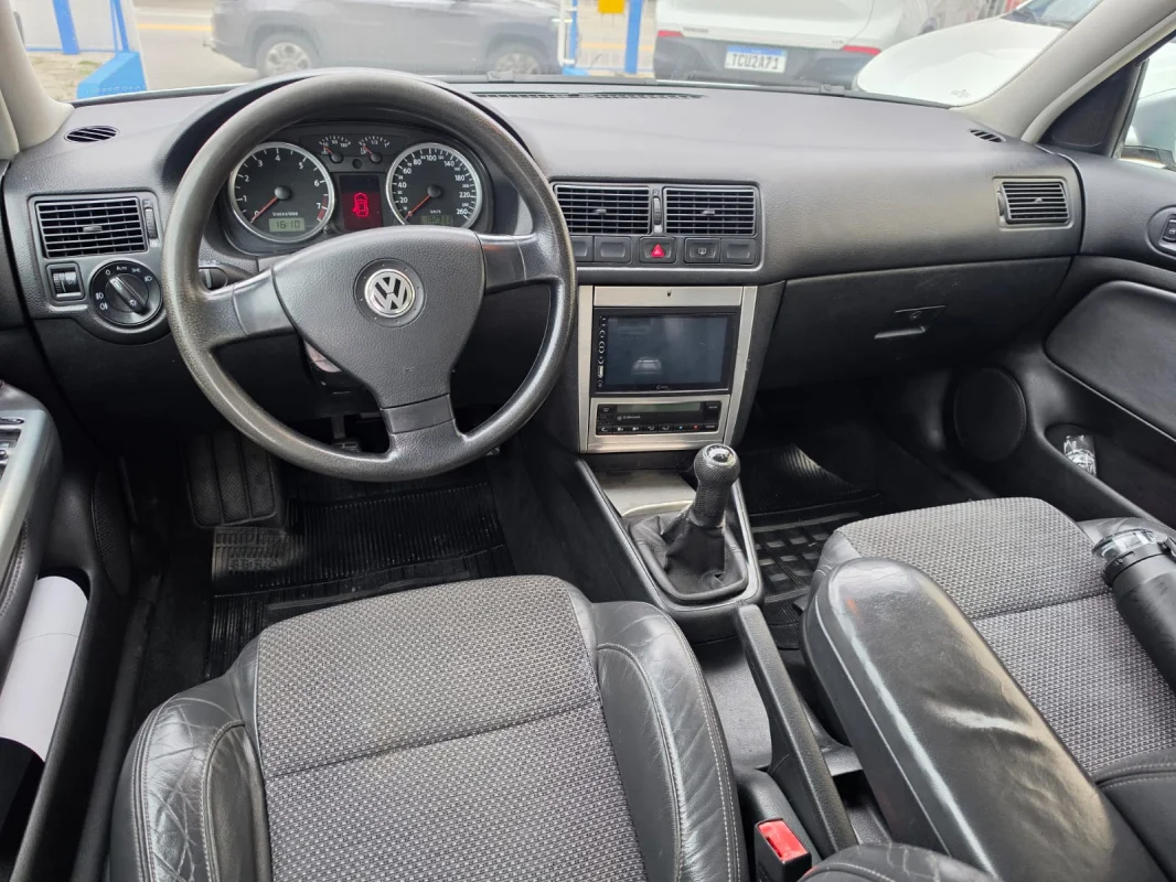 Golf Sportline 1.6 Mi Total Flex 8V 4p 2010 - Imagem 5