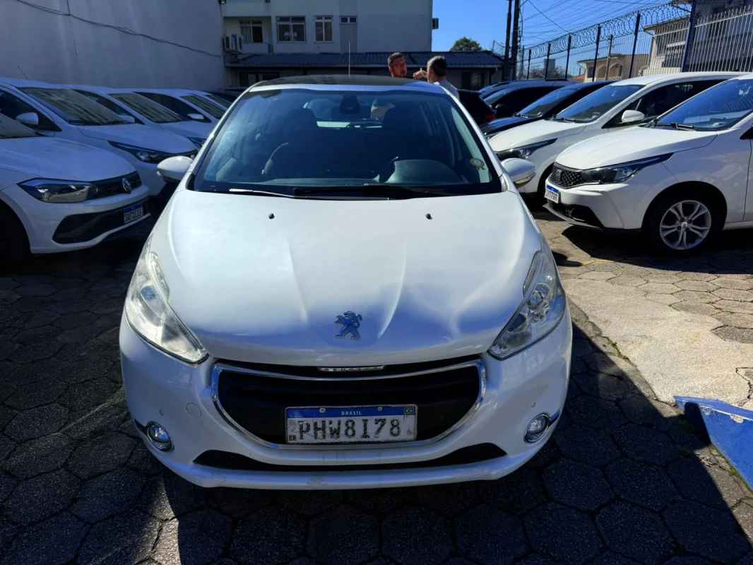 208 Griffe 1.6 Aut. Teto Panorâmico 2016 - Imagem 2