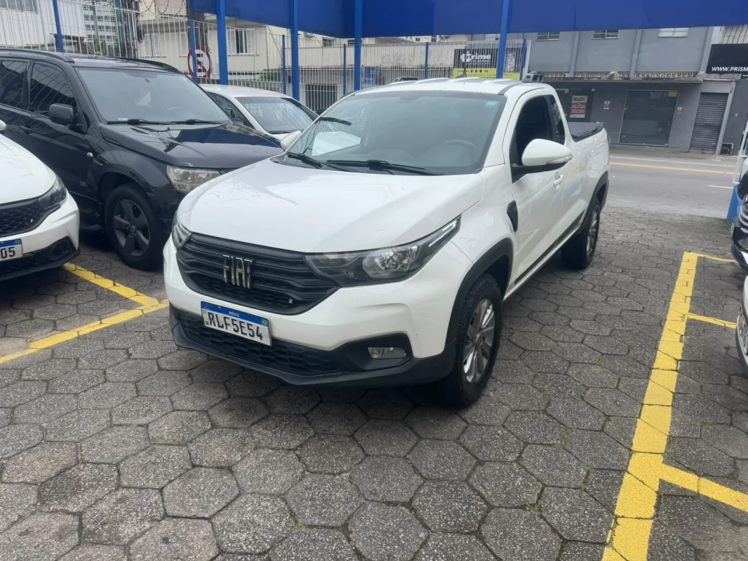 Strada freedom 1.3 mec 2022 completa