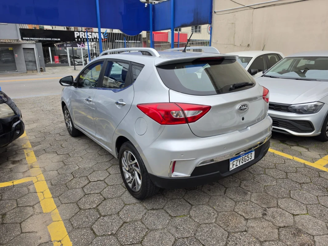 T40 1.6 16V 5p Automática 2019 - Imagem 4