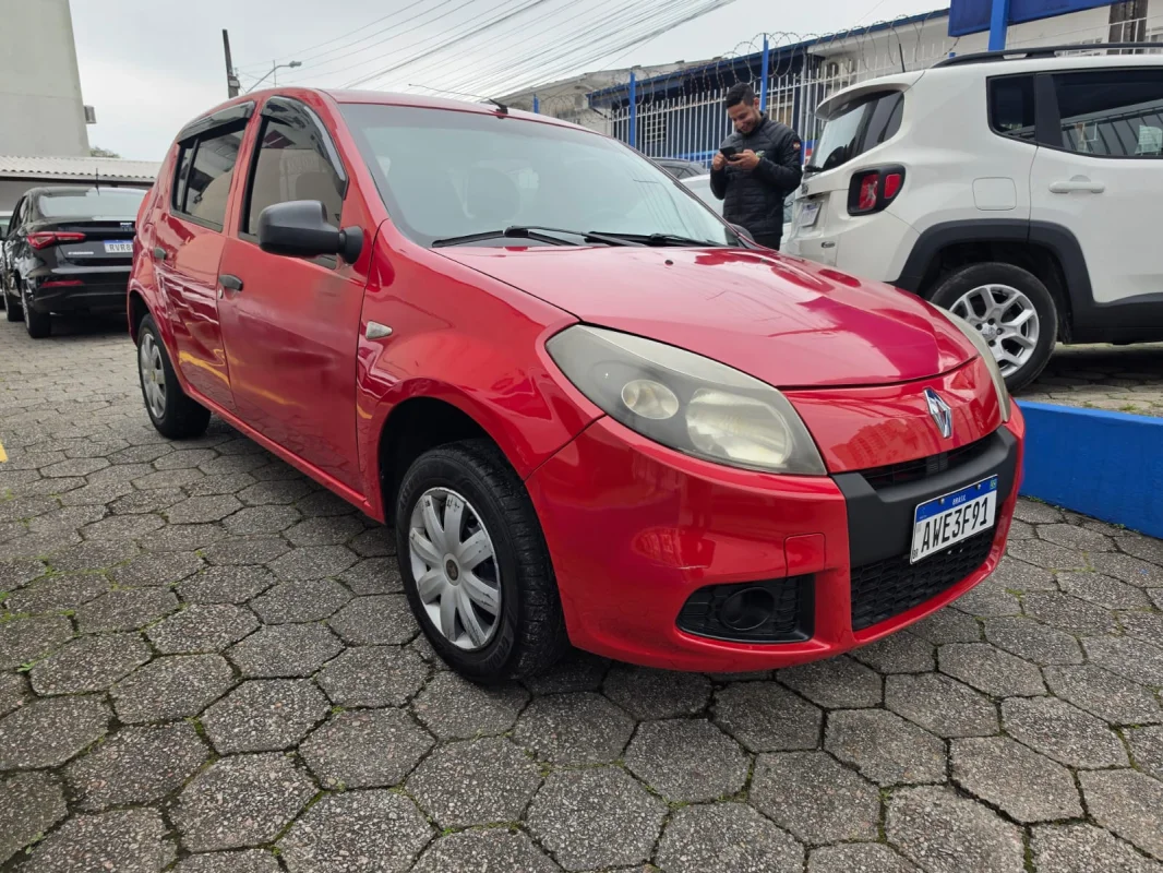 Sandero 1.0 c/ DIREÇÃO HIDRÁULICA MANUAL 2013