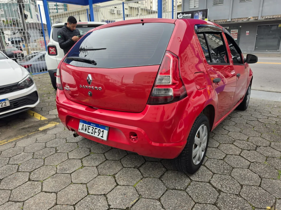 Sandero 1.0 c/ DIREÇÃO HIDRÁULICA MANUAL 2013 - Imagem 4