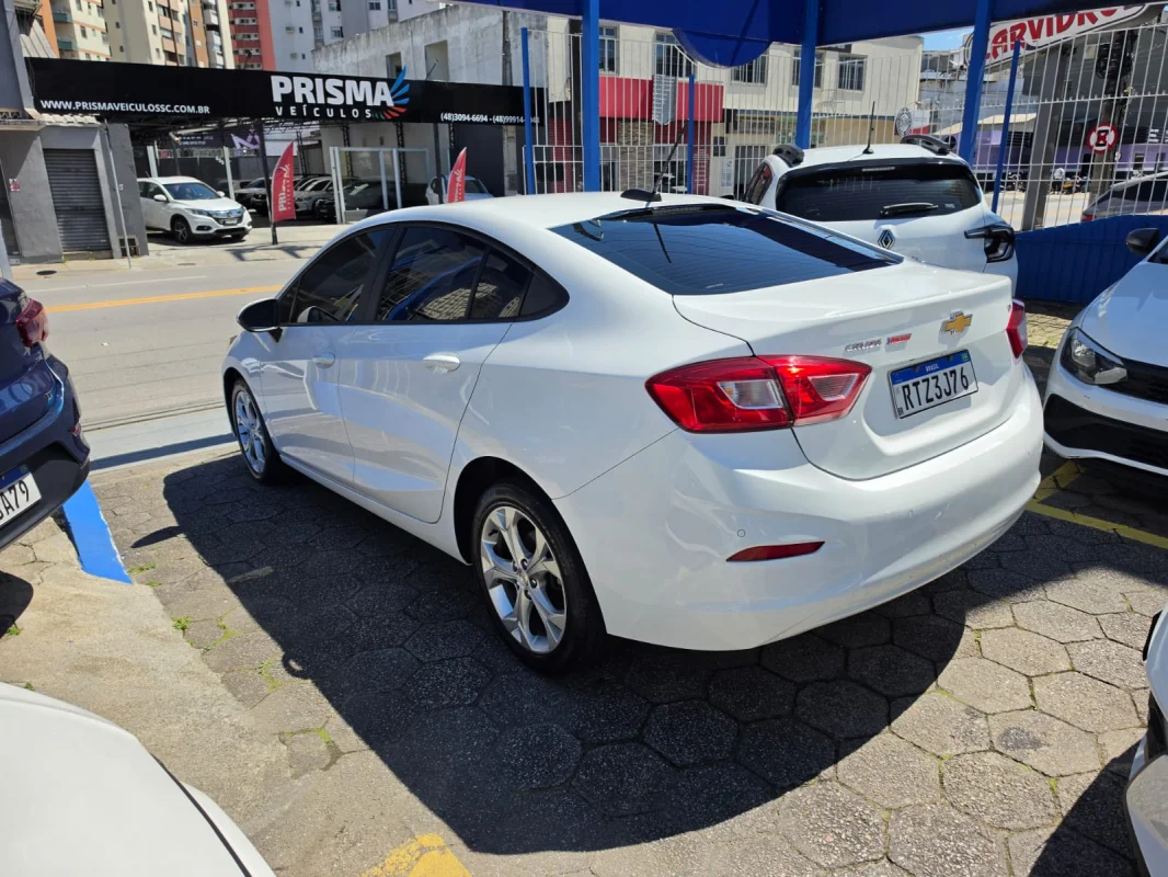 Cruze LT 1.4 TURBO Automático 2022 - Imagem 2