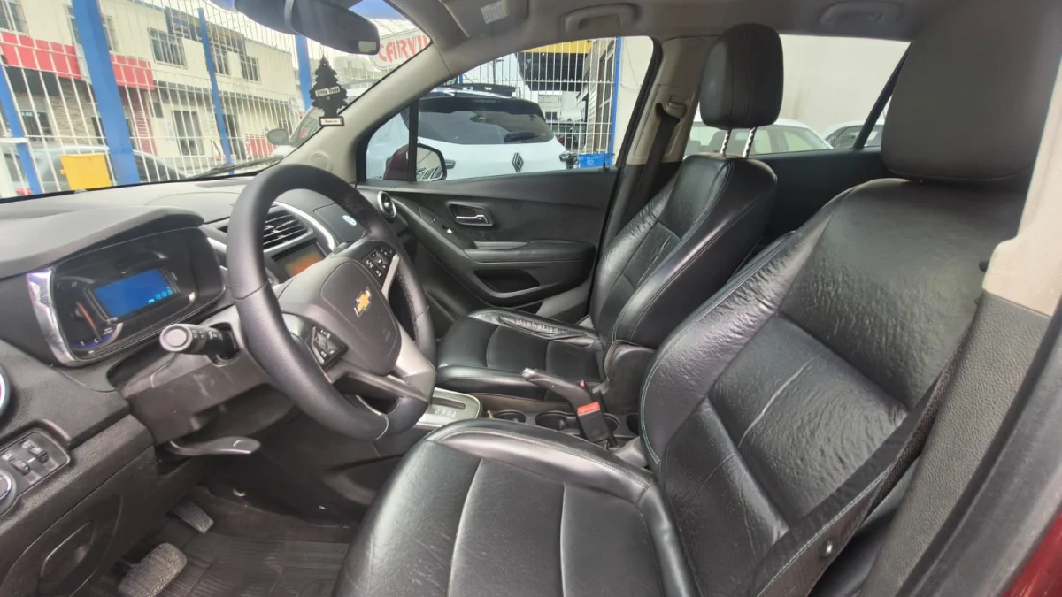 Tracker LTZ 1.8 4X2 Completo AUTOMÁTICA 2014 - Imagem 11
