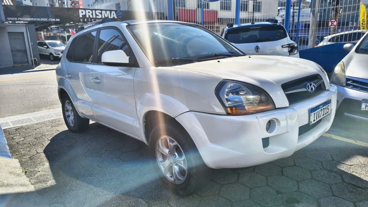 Tucson 2.0 AUTOMÁTICO Completo 2015 GNV