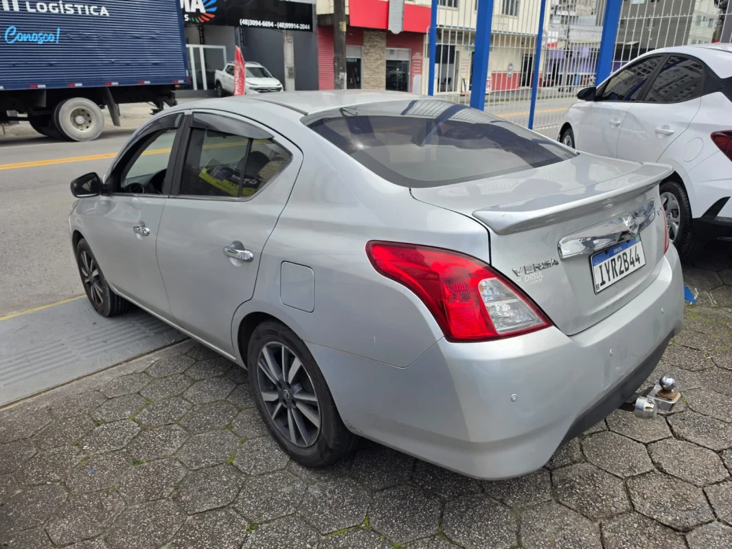Versa 1.6 Mecânico SL 2018 - Imagem 4