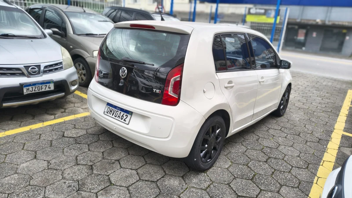 Up High 1.0 TSI Total Flex Mec. Completo 2016 - Imagem 5